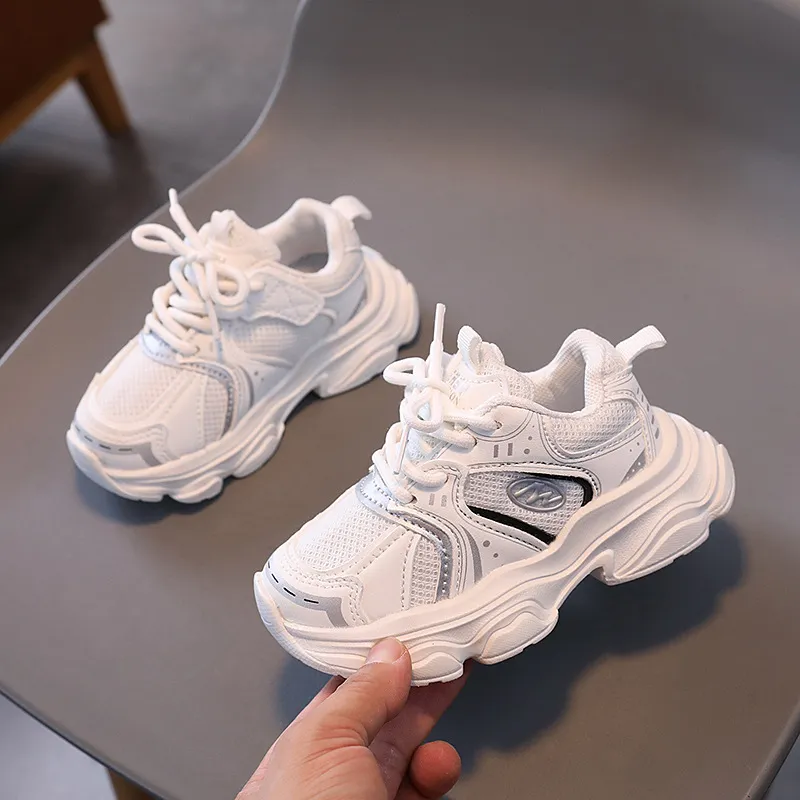 2025 Nieuwe peutersneakers voor jongens en meisjes Outdoor Mesh Lichtgewicht kinderen Sport Hardlopen Antislip kinderschoenen_voghion.com