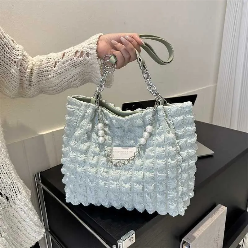 Warm Bedding Fi Bubbles Cloud Shoder Large Capacity Bag Bucket Designer Folded Handbag Y241026_voghion.com