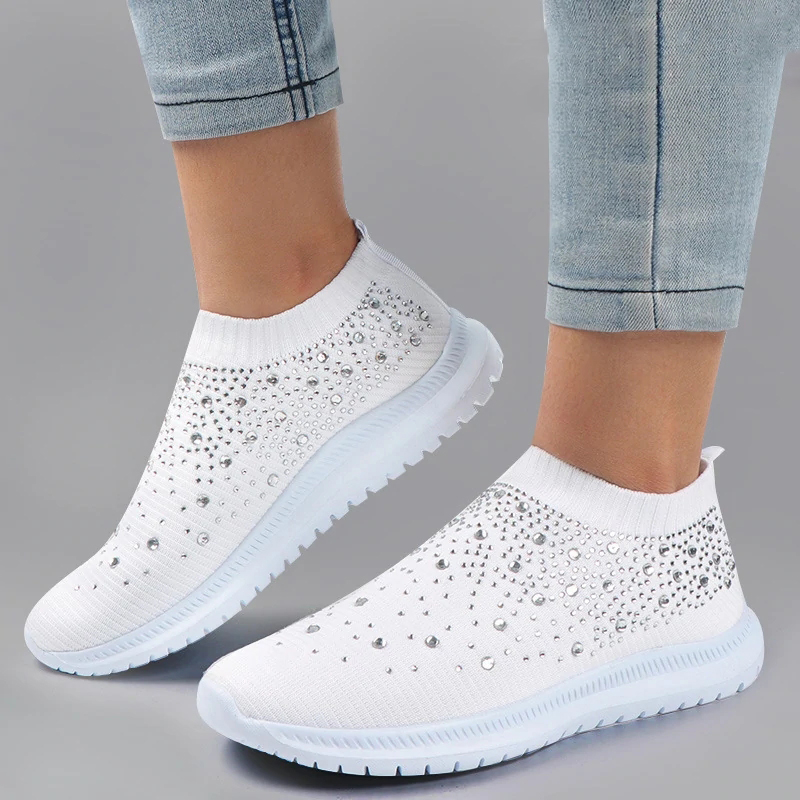 Sneakers donna in mesh con cristalli e suola morbida bianchi_voghion.com