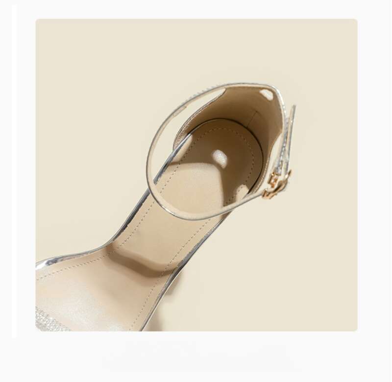 Scarpe col tacco alto con cinturino singolo in argento, primavera ed estate 2025, temperamento e versatilità._voghion.com