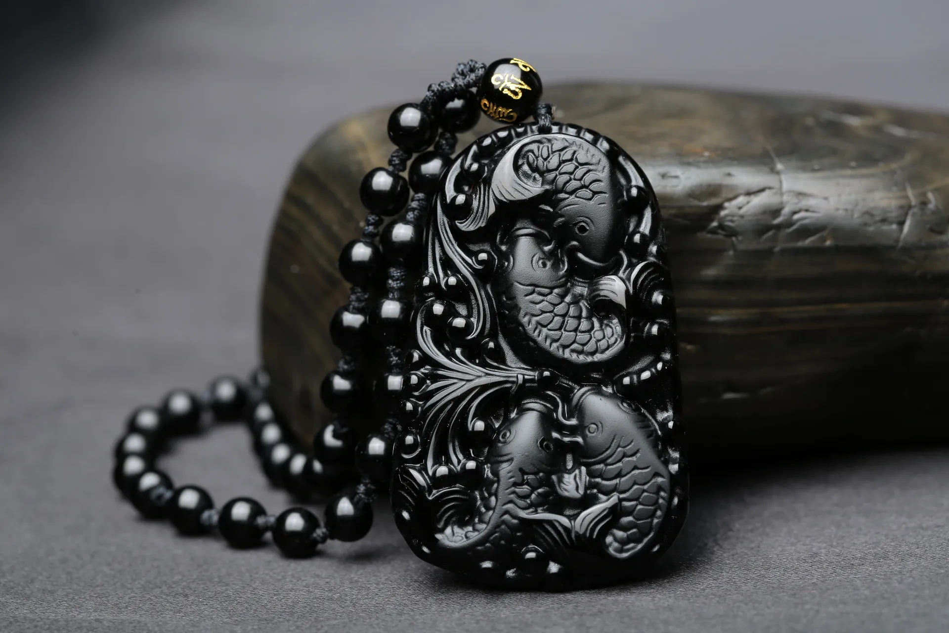Obsidian Carp Pendant Necklace Natural Matte Stone Jewelry_voghion.com