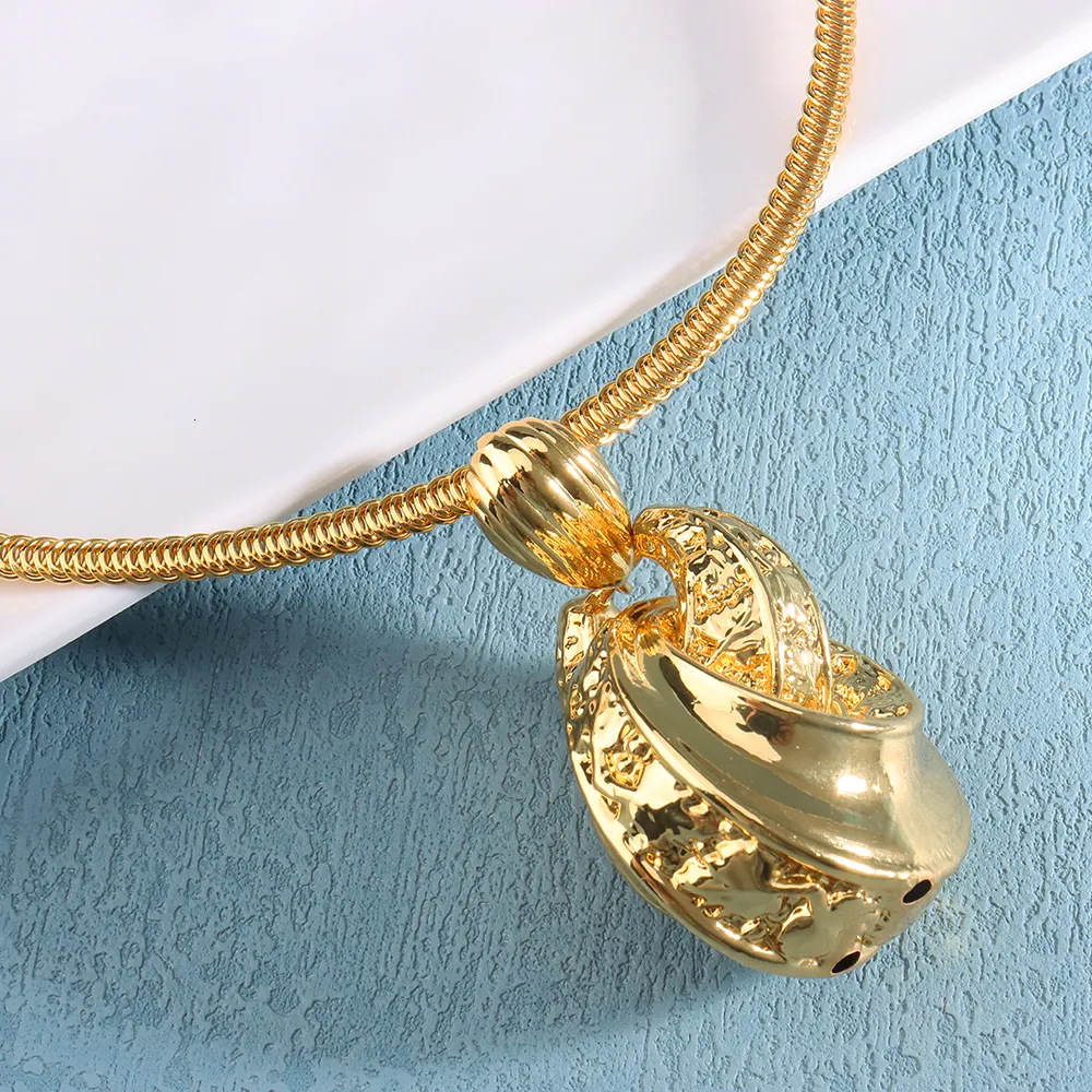 Gioielli color oro Dubai per le donne Regali di nozze africani Collana Orecchini Set Gioielli 230907_voghion.com