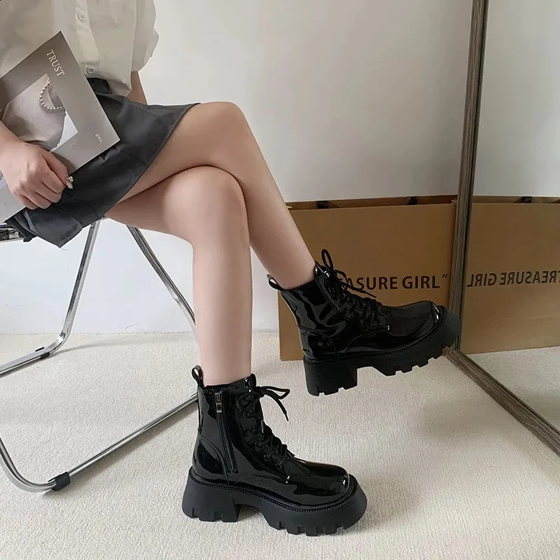 Patent Leather Platform Ankle Boots For Women Motorcycle Style_voghion.com