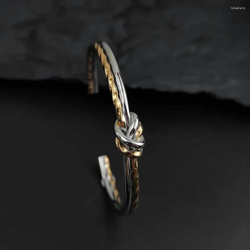 Knotted cuff armband i rostfritt stål guldpläterad dam_voghion.com