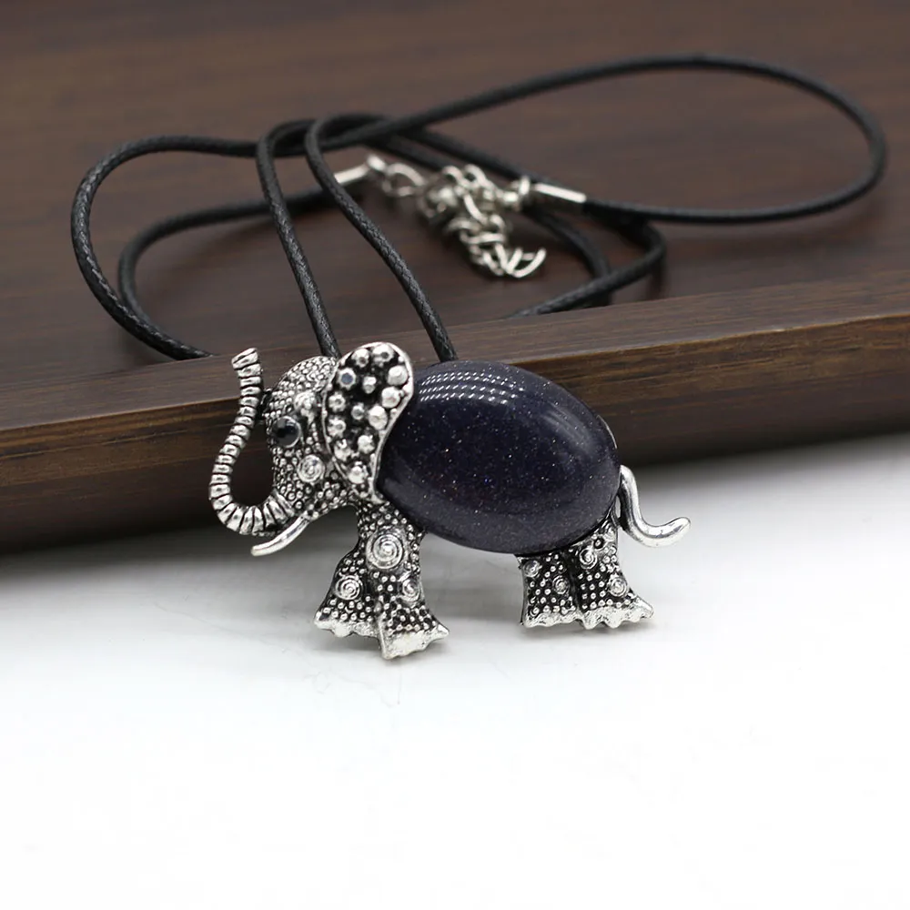 Collana con ciondolo elefante vintage per donna con gemme_voghion.com