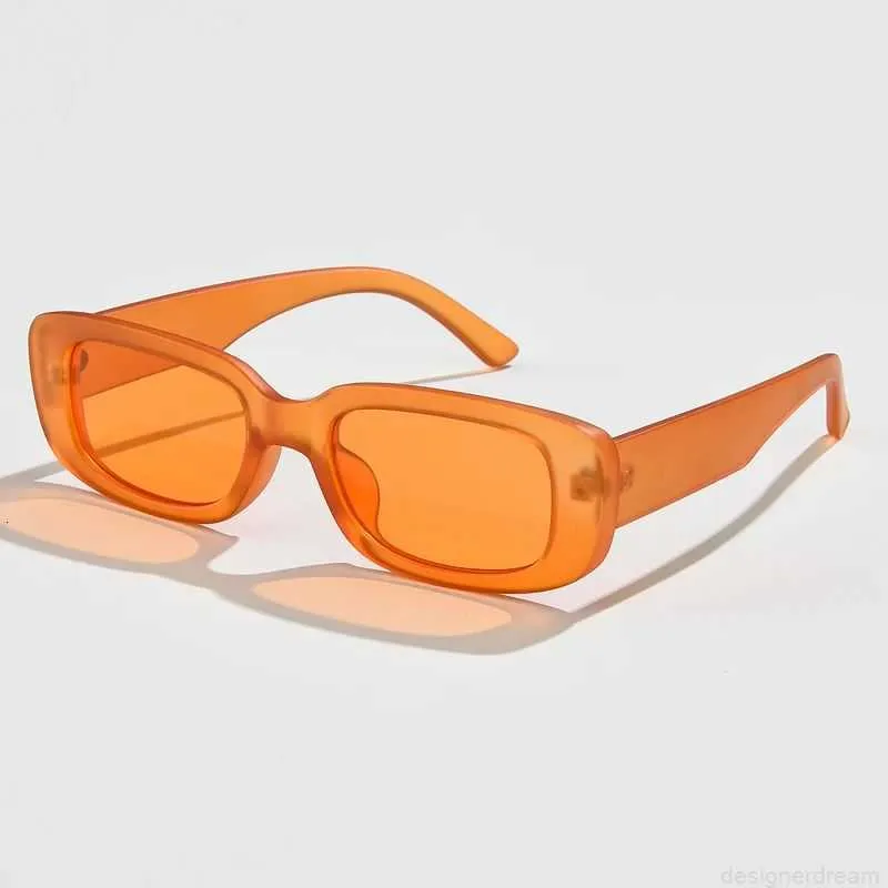 Designer zonnebril voor dames en heren vierkant vintage stijl_voghion.com