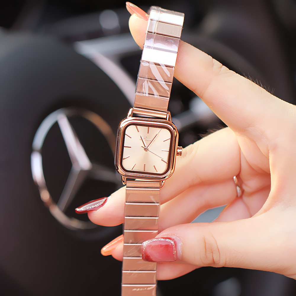 Nuovo orologio impermeabile al quarzo con cinturino quadrato piccolo da donna Accademia giapponese Versatile_voghion.com