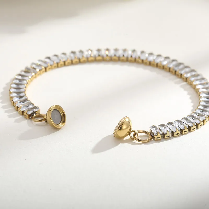 Moderigtigt rustfrit stål armbånd til kvinder og mænd med kæde og armbåndssmykker 230814_voghion.com