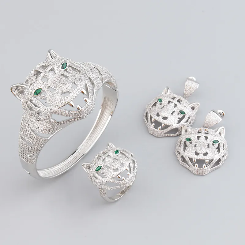 Fashion Classic Leopard Dia Choker Friendship Gold Bracelets For Women Ladies Set Sexy Trendy Sier Jewelry Designer_voghion.com