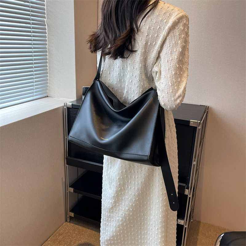LEFTSIDE – sac à bandoulière en cuir pour femmes, grande capacité, tendance, sacs à main simples de styliste, 2023_voghion.com