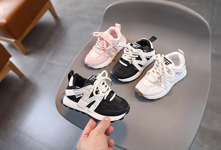 Zapatillas deportivas escolares para niños pequeños, unisex, para entrenamiento, para exteriores, cómodas, tallas 21_voghion.com