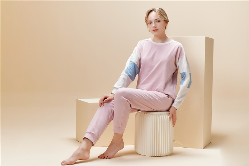 Pigiama da donna con scollo tondo, colore testa a contrasto, caldo e morbido set da indossare per la casa_voghion.com