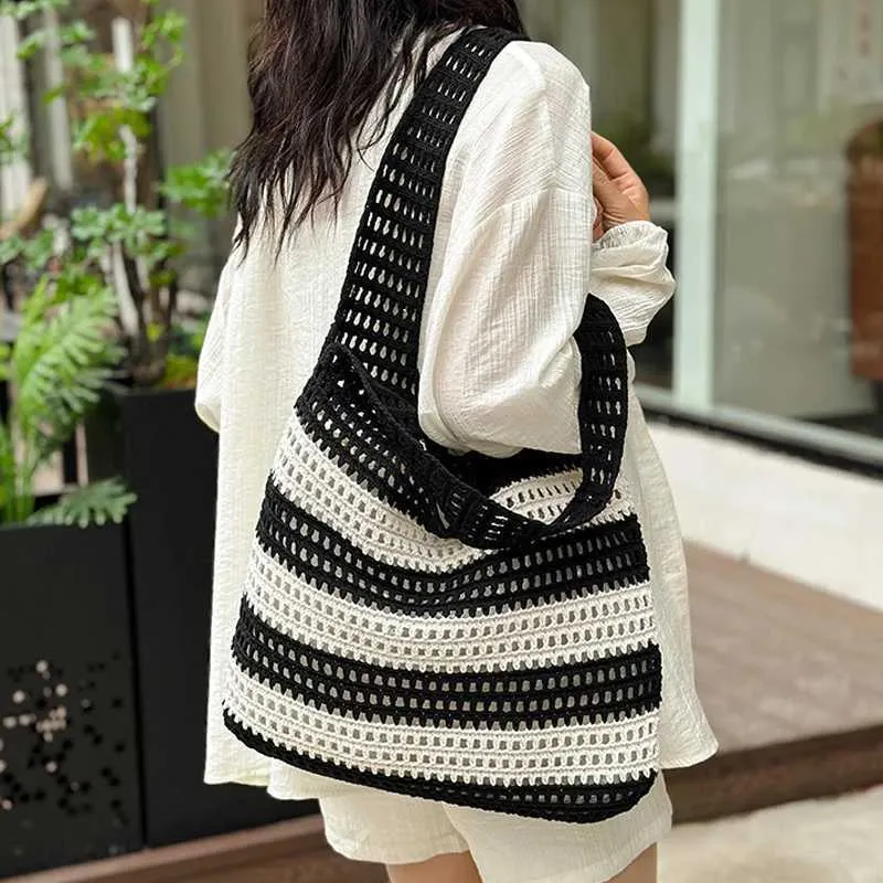 Fashion Shoulder Bag Contrast Hollow Knitted Belt Womens Handbag Y241011_voghion.com