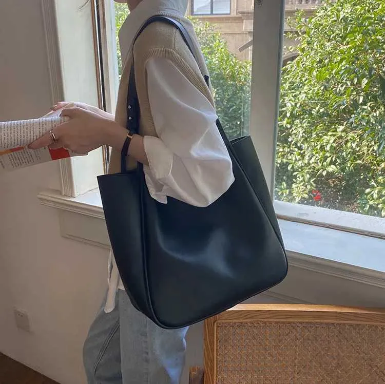 2024 Trend Große Kapazität Weibliche Schulter Tasche Hohe Qualität Leder Einfache Designer Frau Handtasche PurseC241031_voghion.com