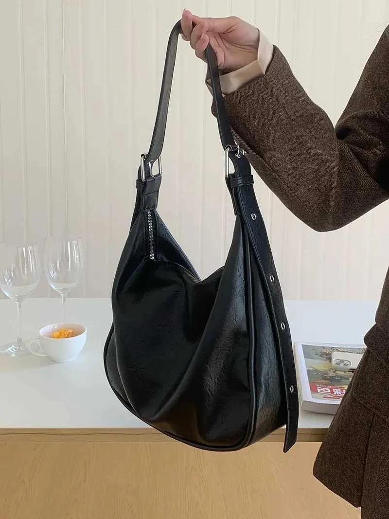 Modieuze pu leren schoudertas en crossbody tas voor dames_voghion.com
