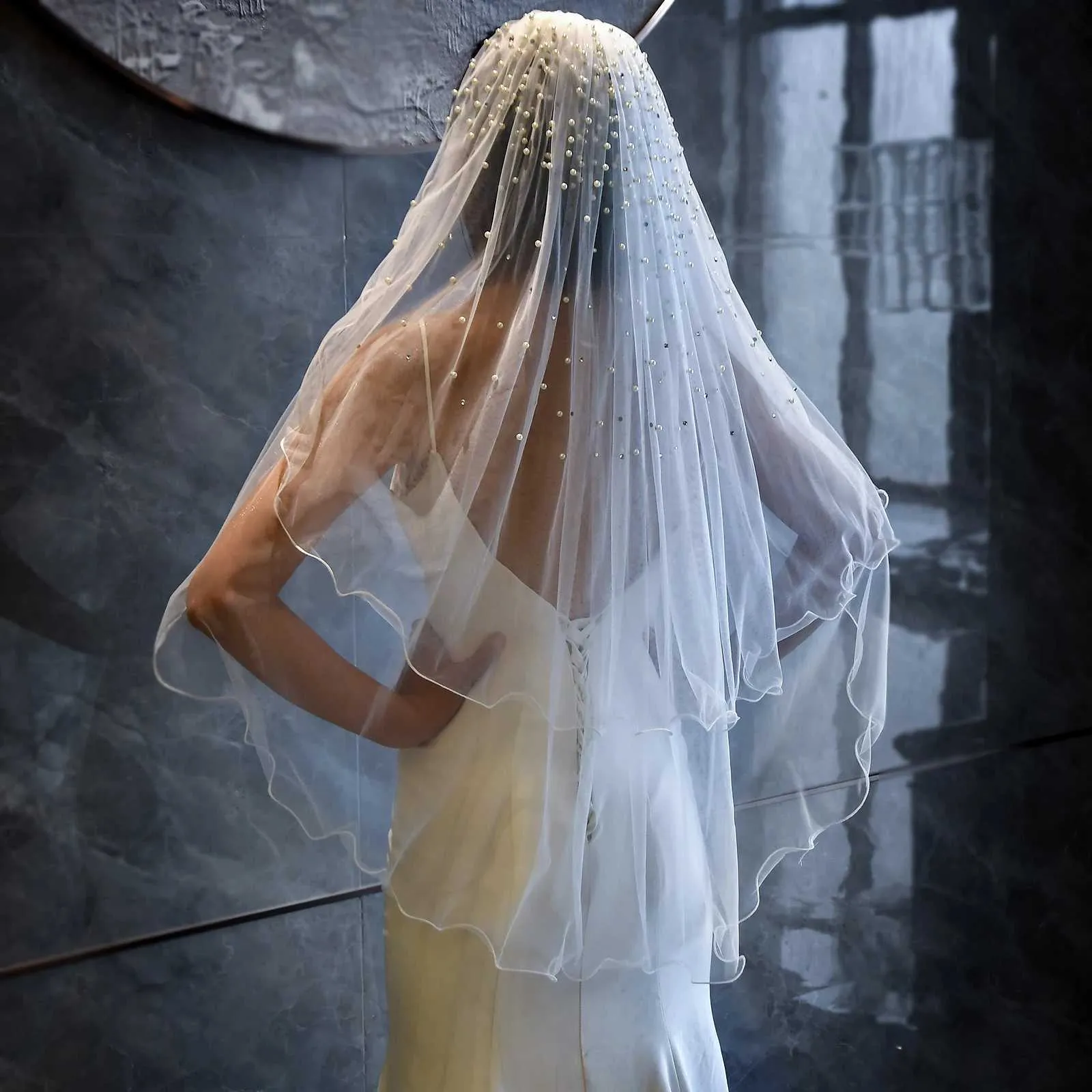 Gioielli per capelli MZA32 Velo a 2 strati con perle fard Veli da sposa lunghi fino al gomito con bordo a matita e morbidi accessori da sposa_voghion.com