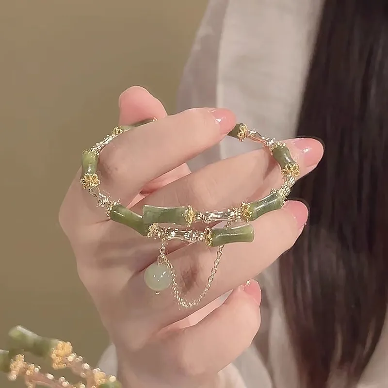 Chinese Style Bamboo Joint Bracelet Retro Green Beaded Bangle_voghion.com