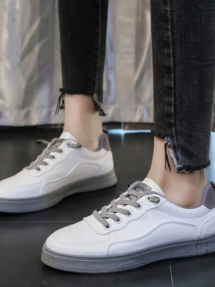 Tênis feminino confortável de couro sintético com cadarço, calçado casual feminino, tênis branco, sapatilhas femininas, tênis feminino_voghion.com