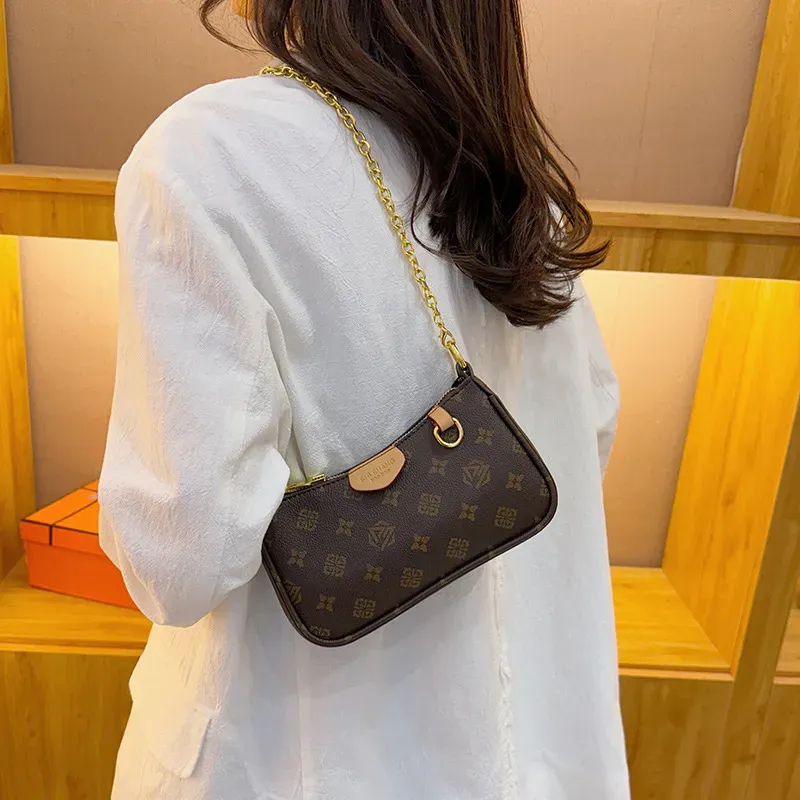 Shoulder Crossbody Bag Brown Leather Classic Chain Evening Bag_voghion.com