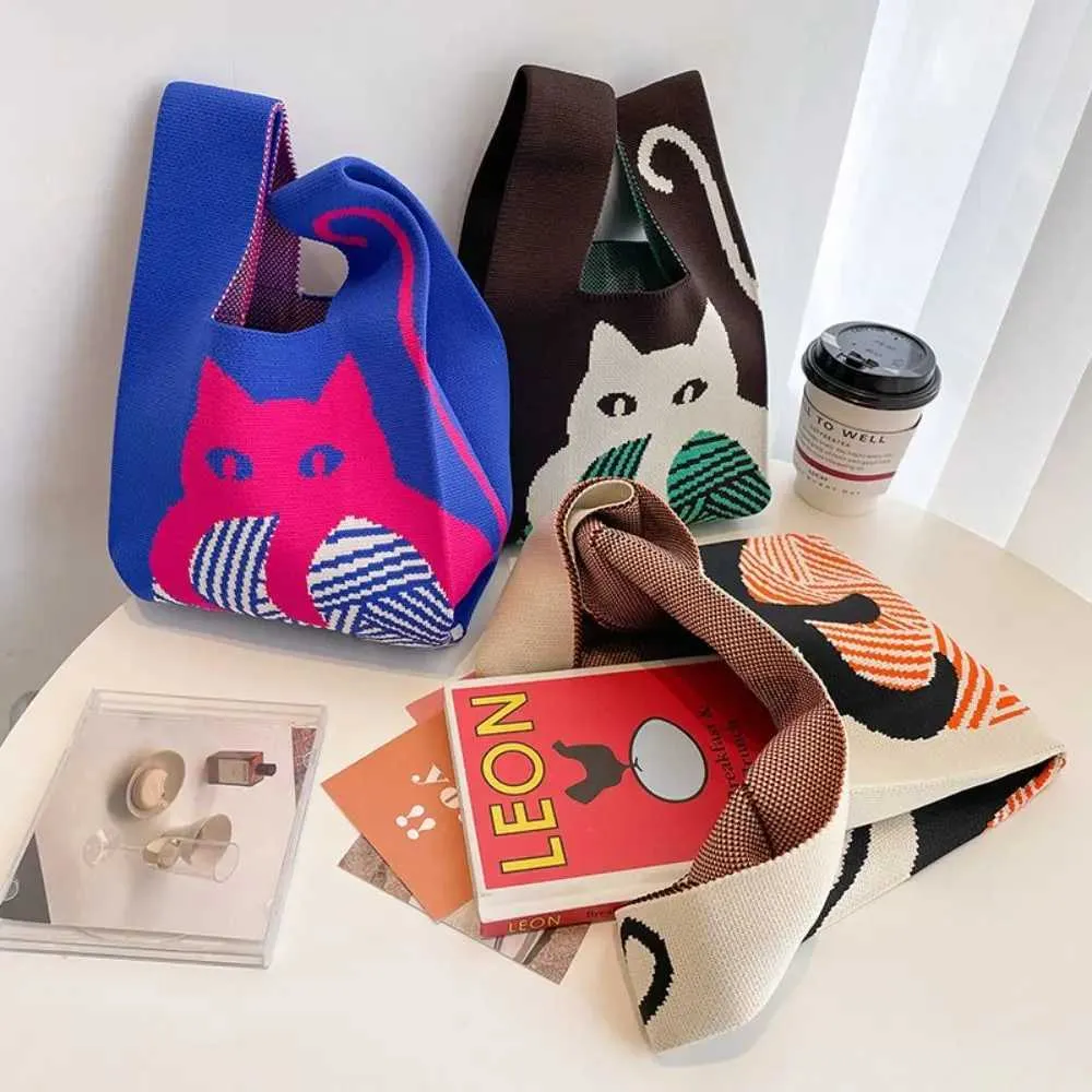 Leisure Mini Knot Handmade Knitted Warm Solid Color Handbag Reusable Niche Design Shopping Bag Y241106_voghion.com