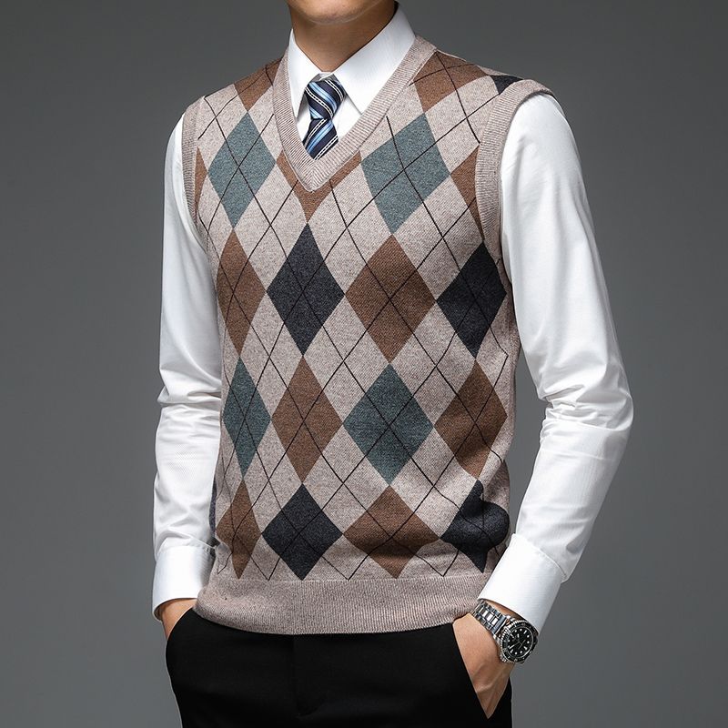 New Autum Fashion Designer Brand Argyle Pullover Diamond Sweater V Neck Knit Vest 6% Wool Sleeveless Casual Men Clothing_voghion.com
