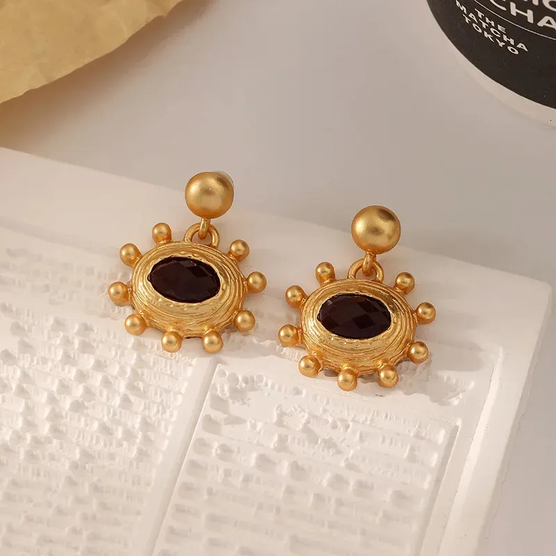Boucles d'oreilles en forme d'étoile en métal de haute qualité pour femme, bijoux tendance, couleur or mat, style vintage, idée cadeau, 240618_voghion.com