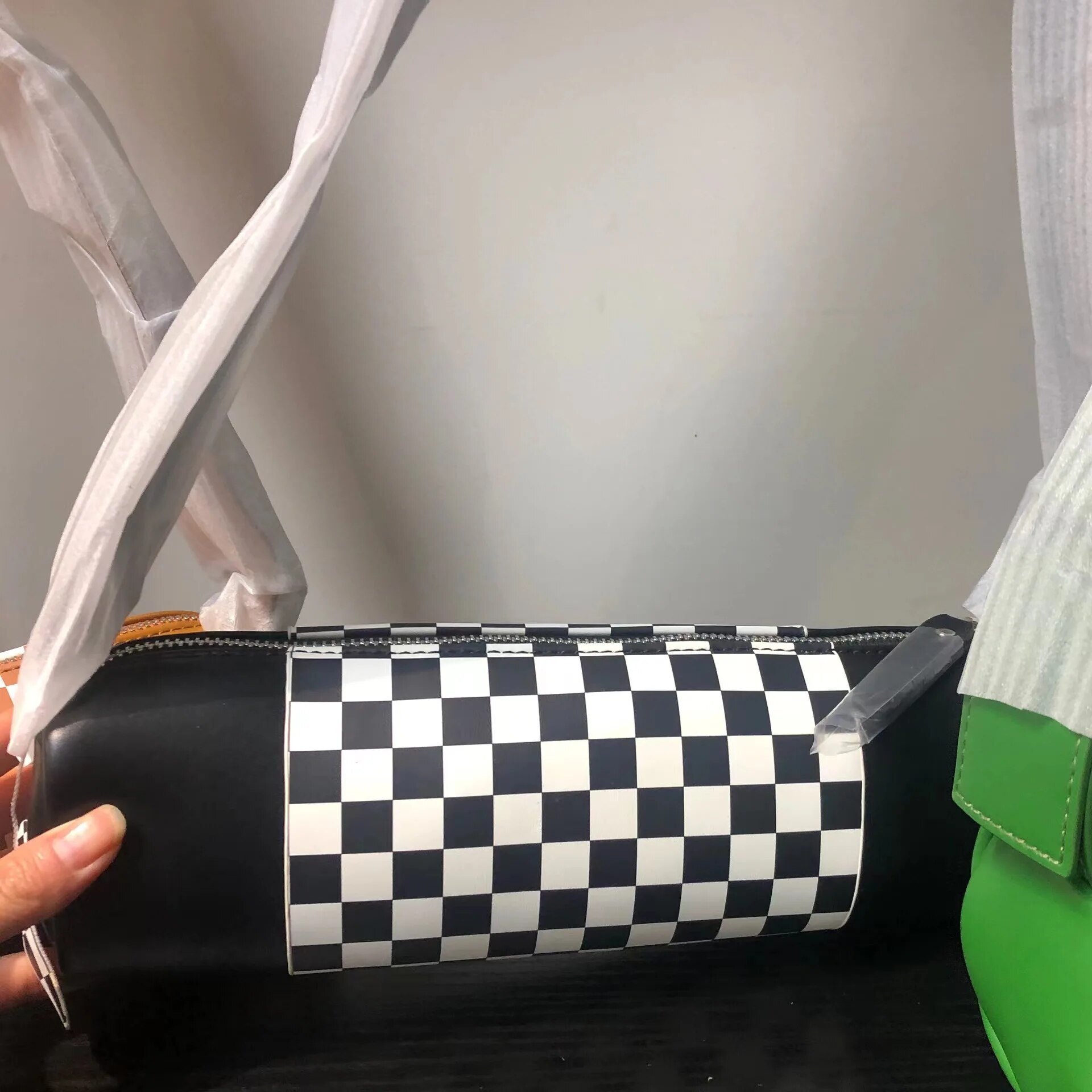 Nouveau porte-stylo cylindrique sous les aisselles large sangle couleur assortie tube de bambou sac à bandoulière_voghion.com