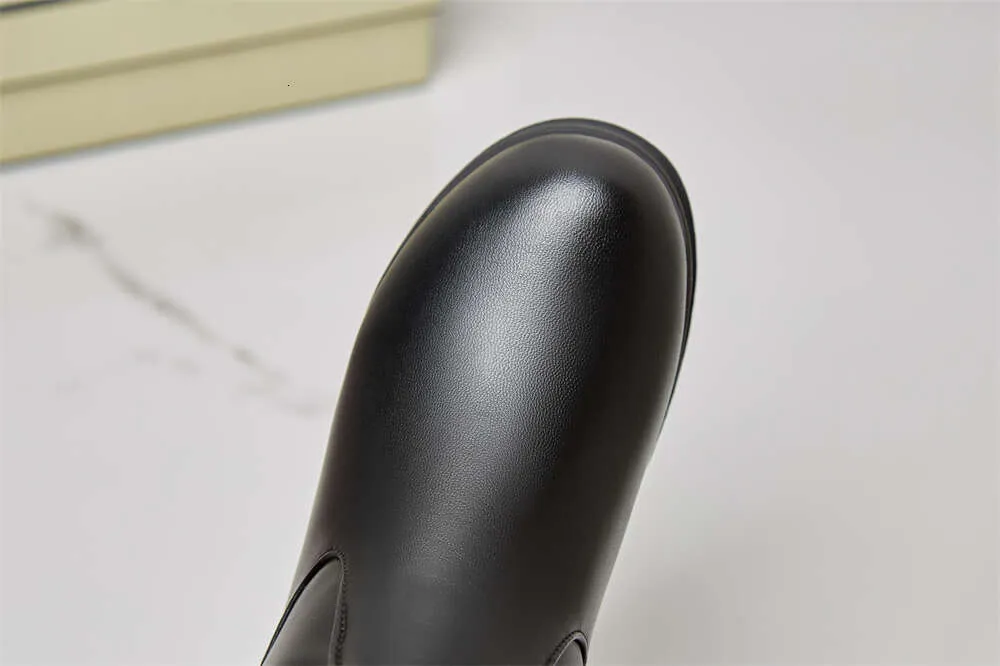 Winter Warm Rosa Weiß Schnee Frauen Schuhe 2024 Niedrigen Absätzen Knie Hohe Stiefel Weibliche Plattform Plüsch Lange Boote Mujer Schwarz_voghion.com