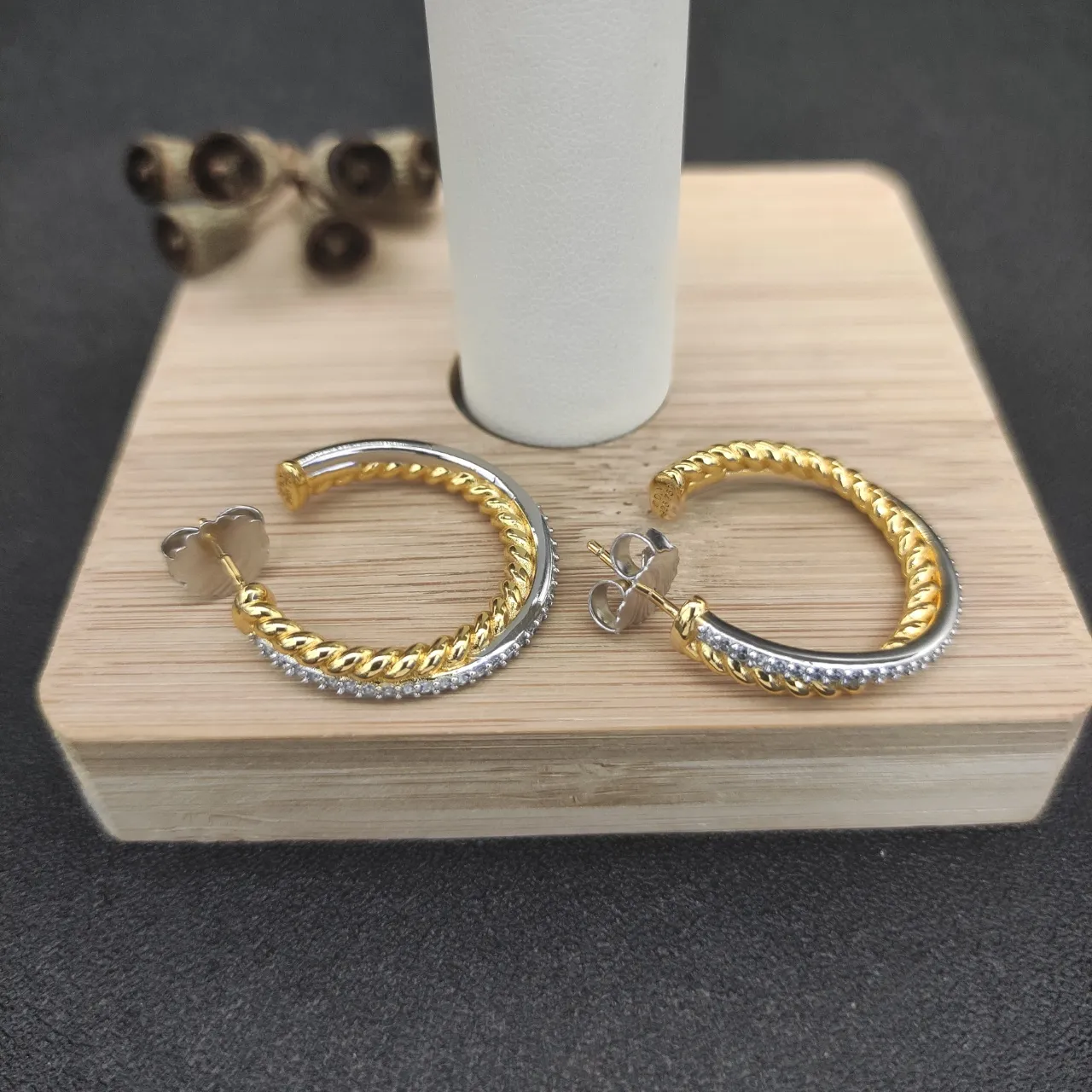 Y Hie Hoop Earrings Cross Designer Inspired David Jewelry Antique Brand French Clip Twisted Cable Wire Gift_voghion.com