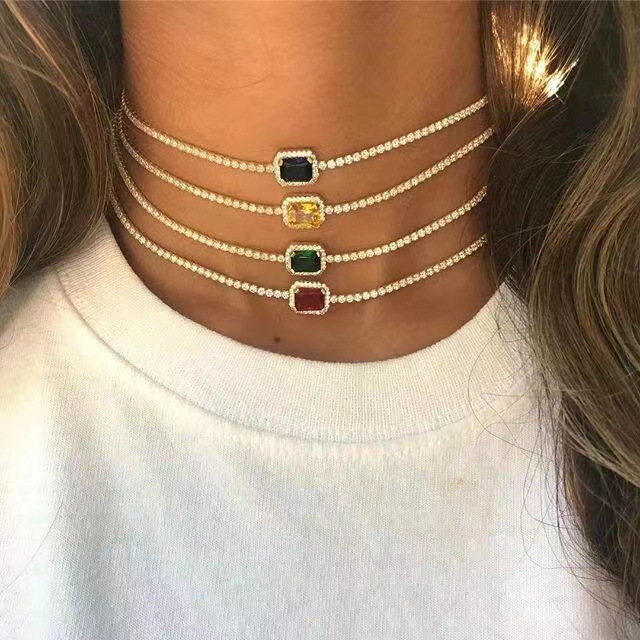 Nouveau tempérament simple à la mode et personnalisé, chaîne de clavicule avec strass brillants, collier sexy pour femme,