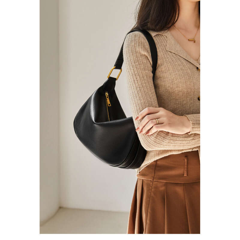 Stylish Dumpling Shoulder Bag For Women High End Leather Handbag_voghion.com