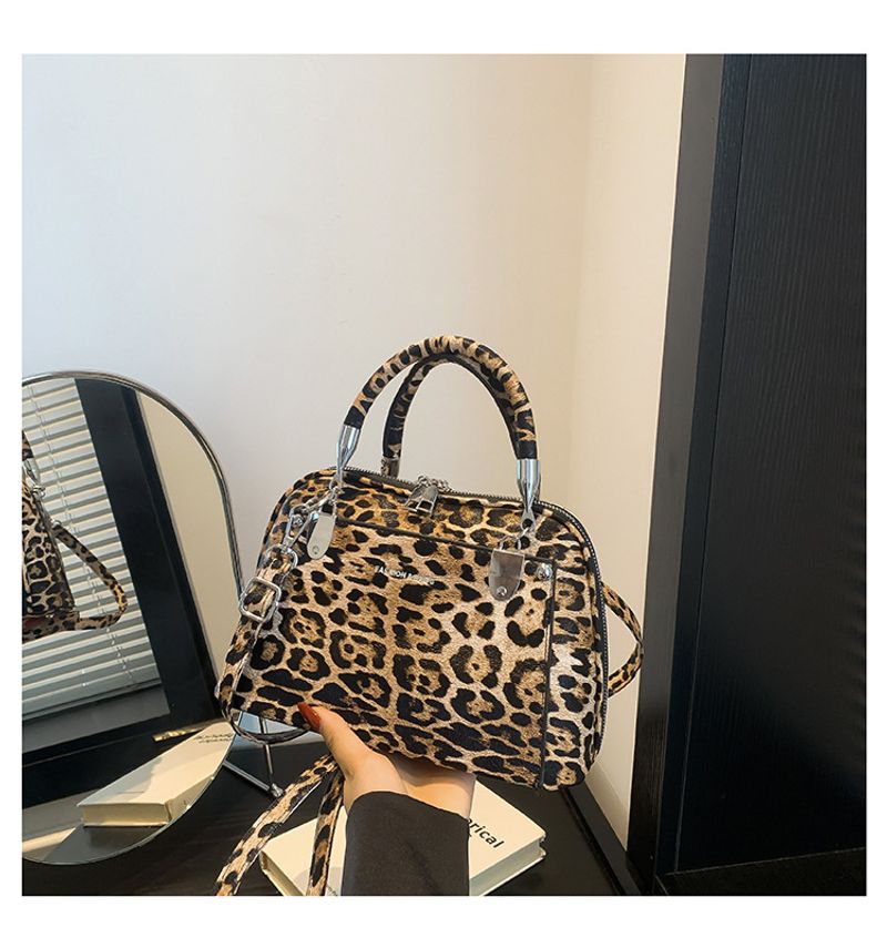2024 neue Sommertrends im Retro-Leopardenmuster, tragbare Muscheltasche mit großem Fassungsvermögen, Temperament,_voghion.com