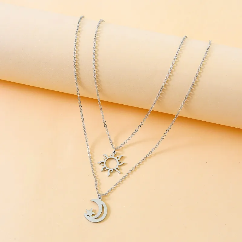 Collane con ciondolo 2 pezzi alla moda in acciaio inossidabile per sole e luna con collana elegante in cartone per donne e ragazze_voghion.com
