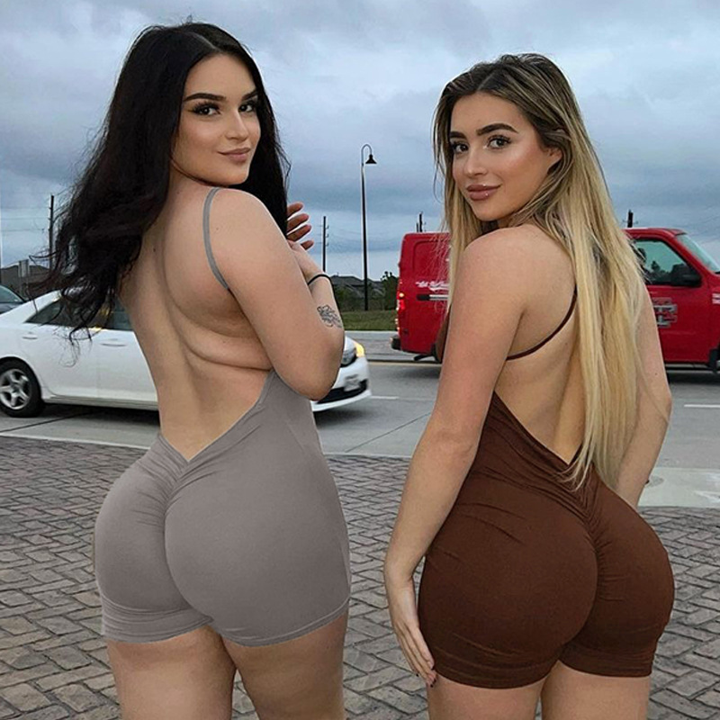 Online celebrity live streaming of women's low cut U-neck suspender Jumpsuits_voghion.com
