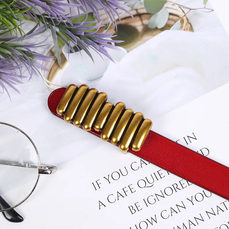 2022 Damen Designer Breite 2,3 CM Rindsleder Schlank Klassischer Damen Taillengürtel Mädchen Kleid Gürtel_voghion.com