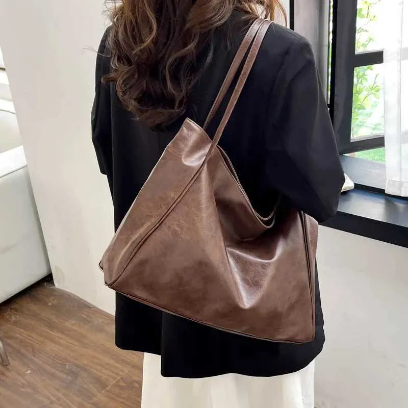 Mode Handtasche lässig Schulter 2023 Sommer Neue Tasche Frauen retro Trend Große Kapazität FemaleC241128_voghion.com