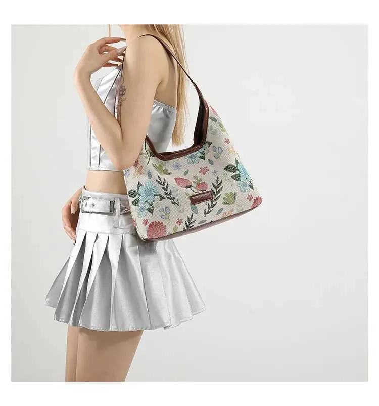 Borsa a tracolla da donna capiente per viaggi e shopping_voghion.com