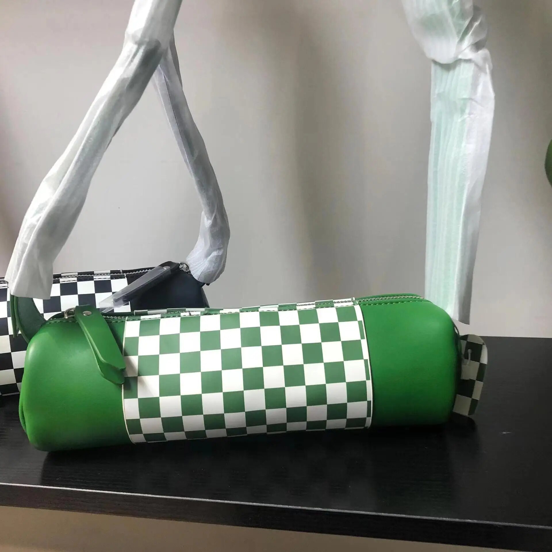 Nouveau porte-stylo cylindrique sous les aisselles large sangle couleur assortie tube de bambou sac à bandoulière_voghion.com