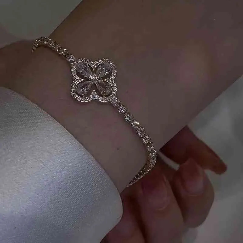 Water Drop Bracelet Clover Design Zircon Clavicle Chain Female Bride Jewelry Gift Ladies Woman_voghion.com