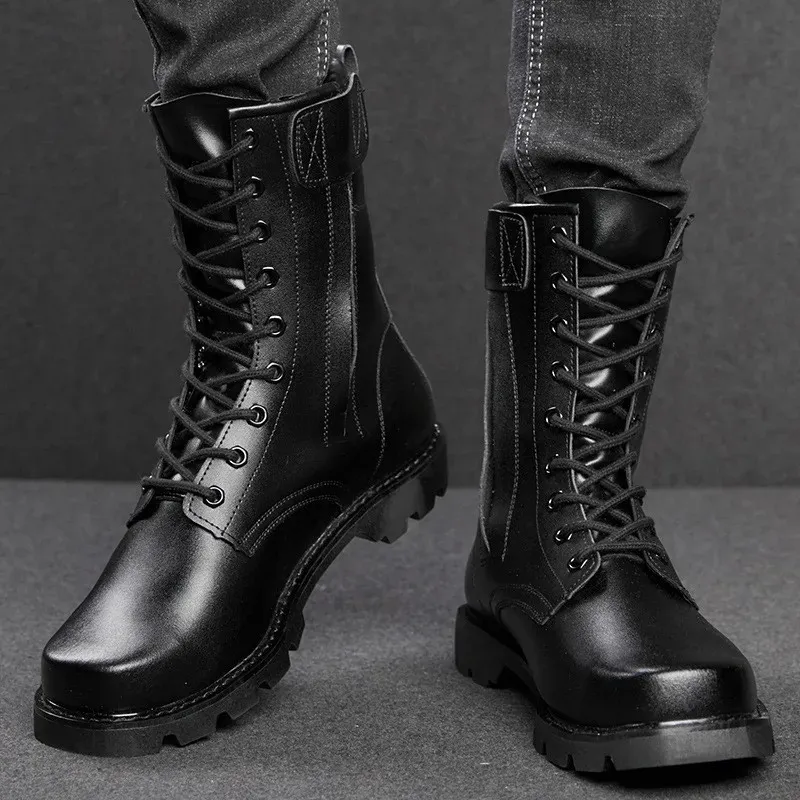 Stivaletti uomo high top - scarponi da trekking e escursionismo_voghion.com