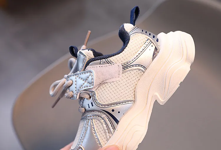2025 Neue Kleinkind-Sneaker für Jungen und Mädchen im Freien aus Mesh, leichte Kindersportschuhe, rutschfeste Kinder-Turnschuhe_voghion.com