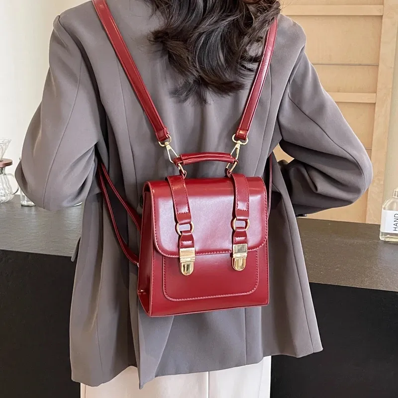 Mochila feminina em couro sintético estilo coreano moda escolar_voghion.com