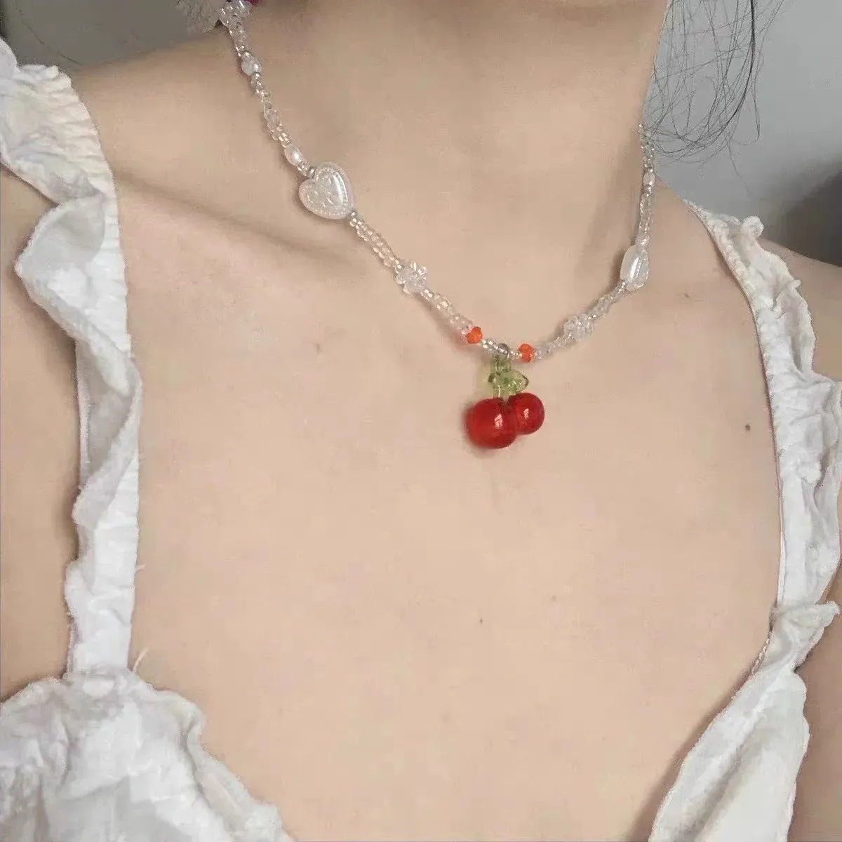 Collar con colgante de corazón y cereza mujer estilo y2k boho_voghion.com