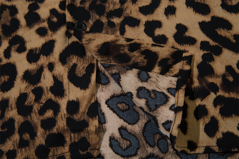 Camicia a maniche corte con stampa leopardata da uomo, stile casual estivo americano da strada, design accattivante, tendenza della camicia cardigan con bottoni larghi_voghion.com