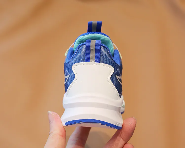 Kleinkind Sport Frühjahr Neue Junge Basketball Rotierenden Schnalle Kinder Cutefeet Mode Mädchen Licht Lauf Trainer Schuhe Größen 21_voghion.com