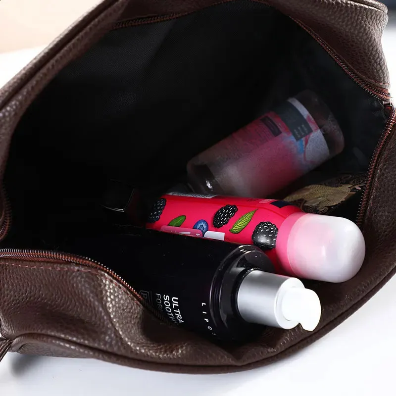 Borse per il lavaggio da viaggio con lettere personalizzate, possono gestire una borsa per il trucco multifunzionale e di grande capacità per uomo e donna_voghion.com