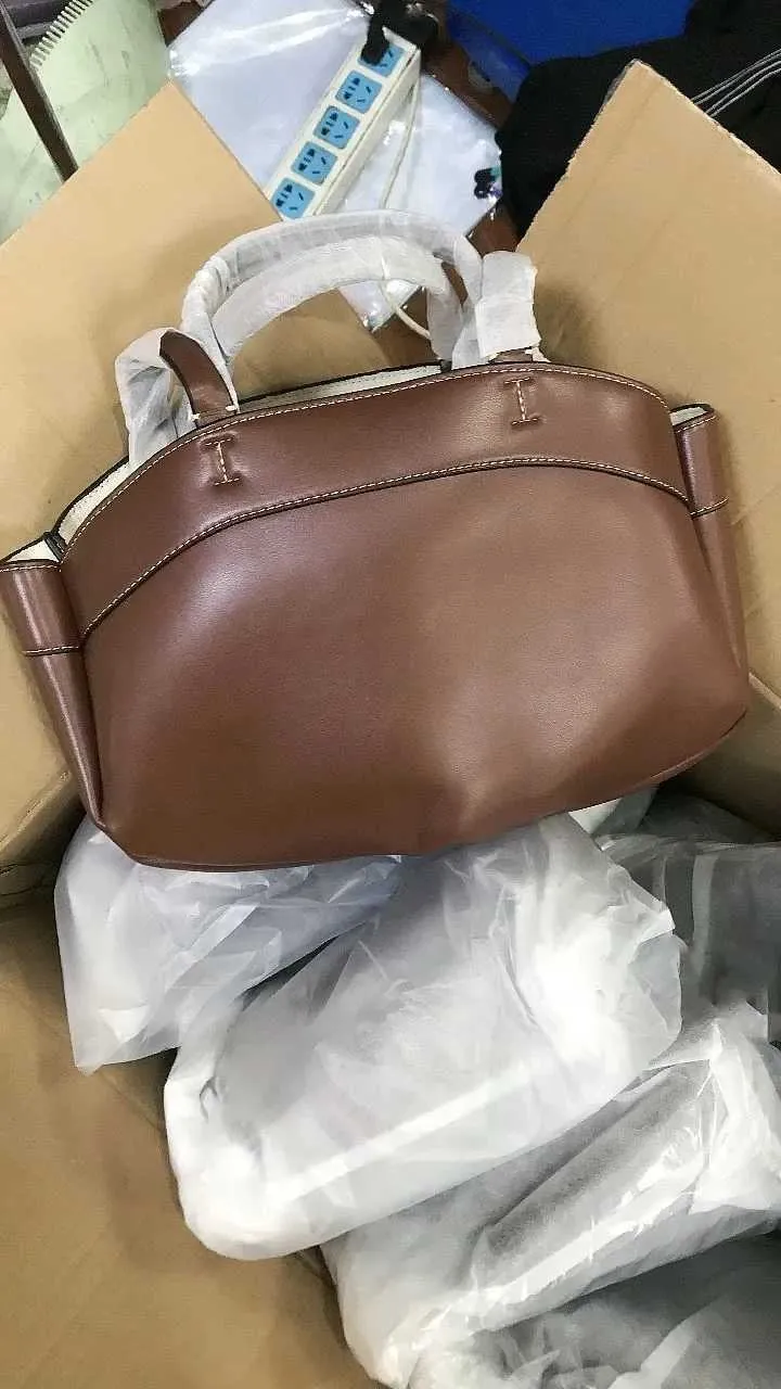 Sac à bandoulière rétro en cuir PU pour femme, pochette sous les bras, grande capacité, décontracté, portable, seau, Handba241218_voghion.com
