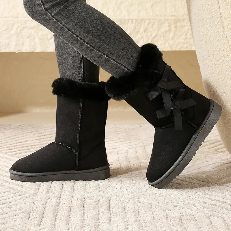 Botas femininas de camurça fofa neve fofa borboleta bico redondo quente outono sola grossa plataforma sapatos de algodão 241007_voghion.com