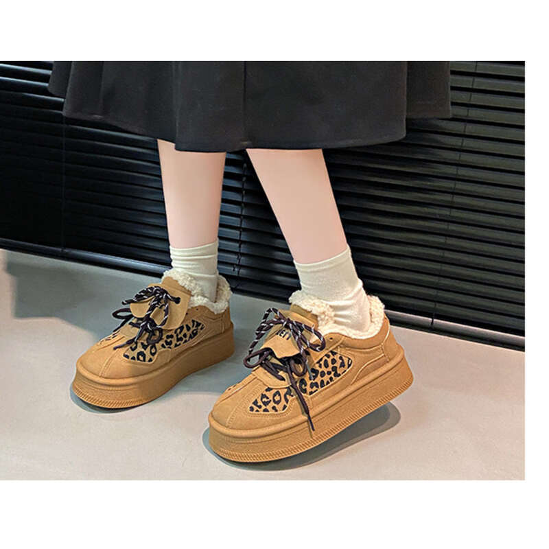 Scarpe da ginnastica invernali in velluto con fondo spesso e caldo cotone da donna leopardate_voghion.com