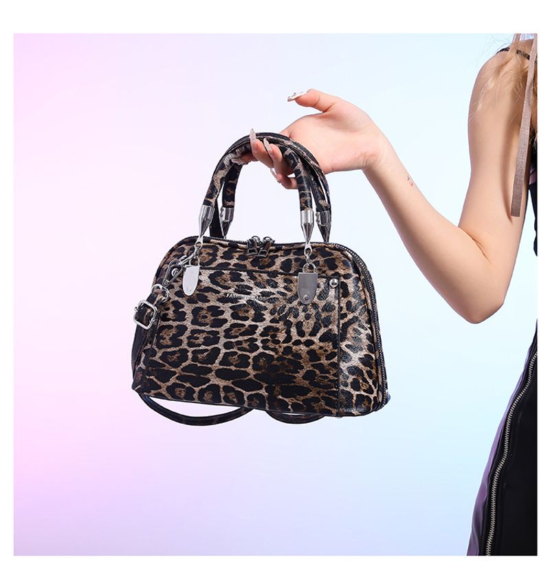 2024 neue Sommertrends im Retro-Leopardenmuster, tragbare Muscheltasche mit großem Fassungsvermögen, Temperament,_voghion.com
